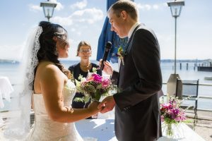 romantische Hochzeit am See